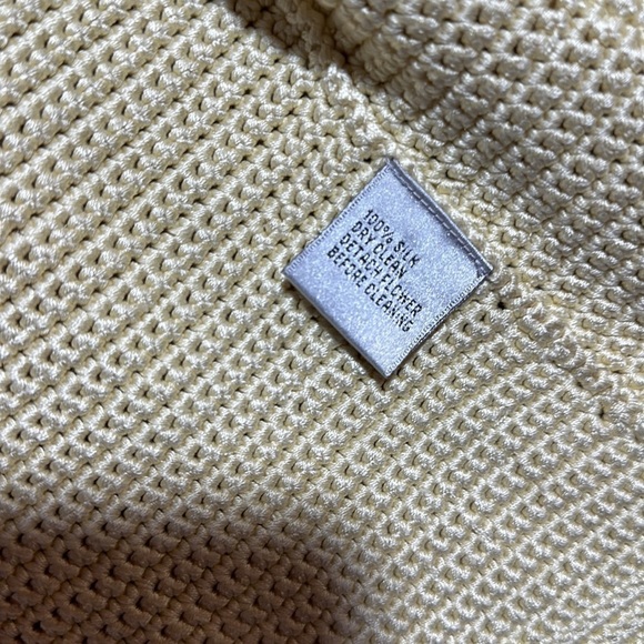 Vintage Talbots collection pure silk  with flower size M - Picture 6 of 16